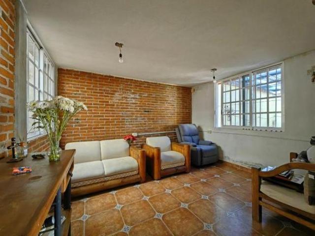 CASA VENTA EN COL. CUCHILLA DE PADIERNA / 265m2