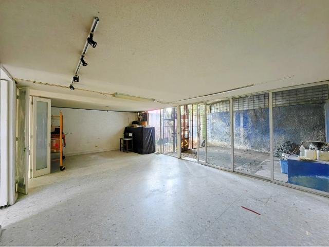CASA VENTA EN COL. DEL VALLE / 301m2