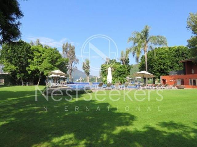 Casa Venta en Condominio en Valle de Bravo
