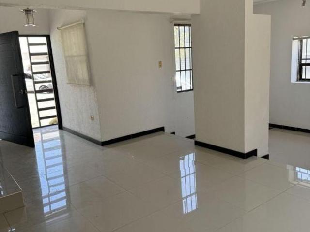 Casa Venta en Fraccionamiento Campanario Chihuahua