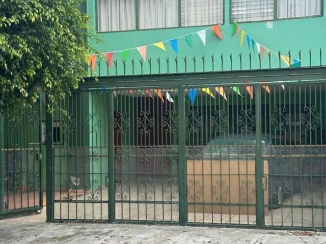 Casa Venta en Jardines del Sur
