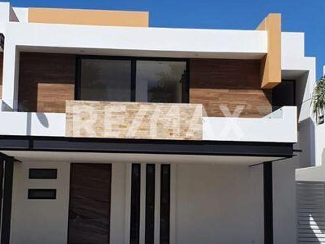 CASA VENTA EN PORTANOVA