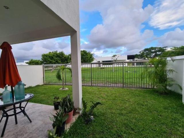 CASA VENTA en Residencial los Cedros,Nuevo Veracruz
