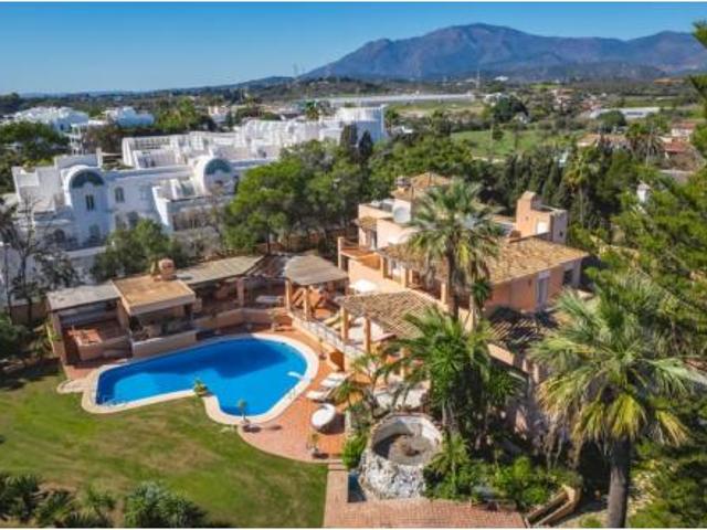Casa Venta Estepona, El Paraíso Atalaya Benamara