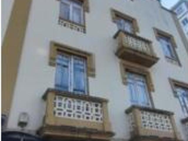 Casa Venta Ferrol, Plaza de España