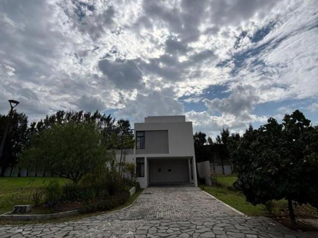 Casa VENTA Fraccionamiento ARAUCA 2