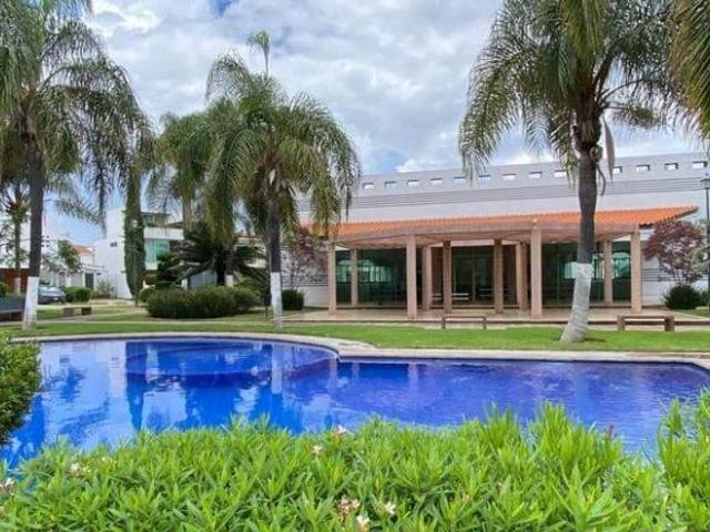 Casa venta Fraccionamiento nueva Galicia coto Sevilla, Tlajomulco de Zúñiga