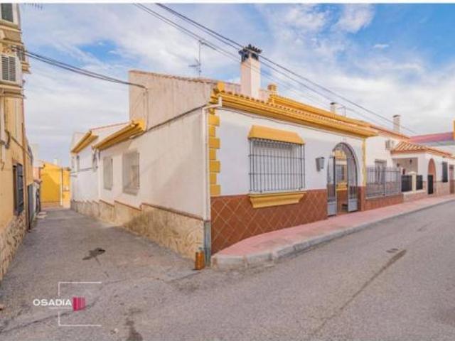 Chalet Venta Íllora, Alomartes