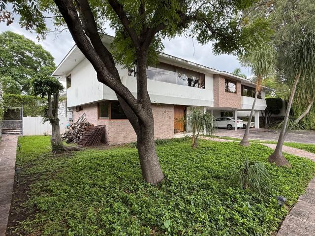 CASA VENTA JURICA