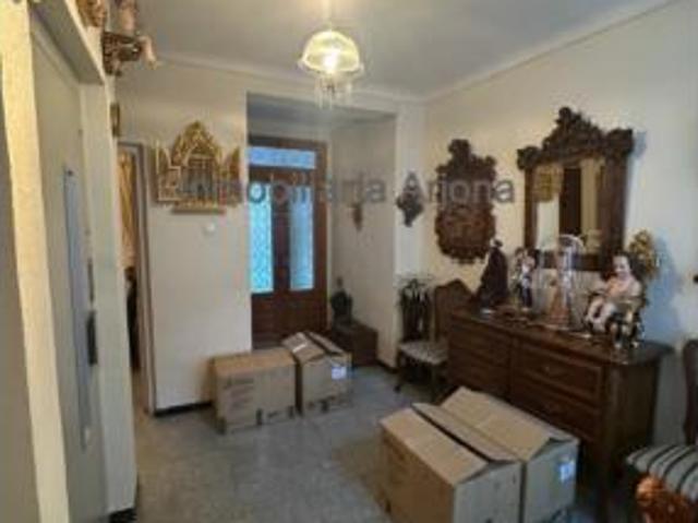 Casa Venta Lucena, Lucena