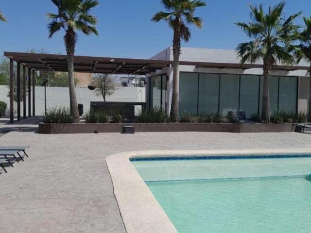 Casa VENTA LENNA RESIDENCIAL