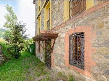 Casa Venta Lena, Pola de Lena