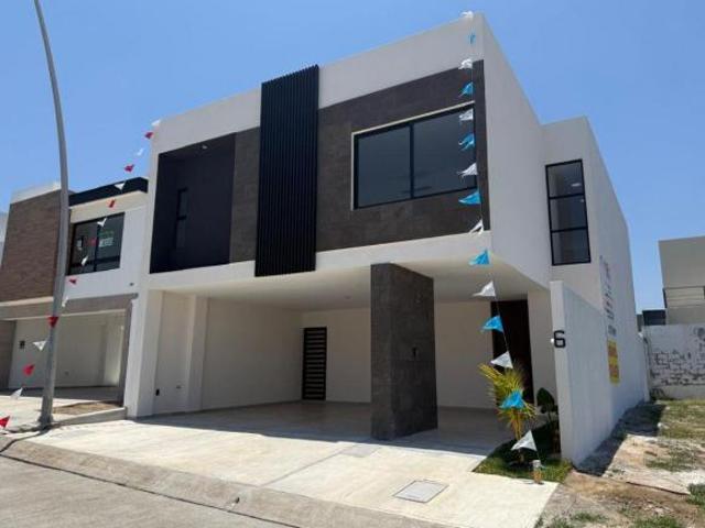 Casa VENTA Punto Lomas Veracruz