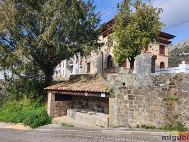Casa Venta Peñamellera Baja, Panes