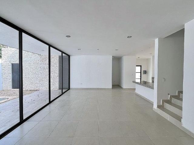 Casa Venta Privada Amidanah Temozón, amenidades, 3 recámaras, entrega inmediata