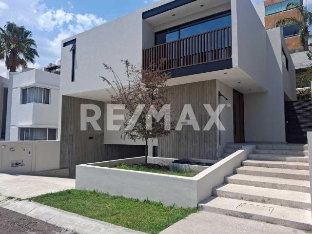 CASA VENTA PRIVADA ARBOLEDAS QUERETARO