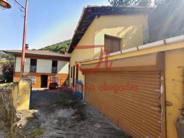 Casa Venta Quirós, Bárzana de Quirós