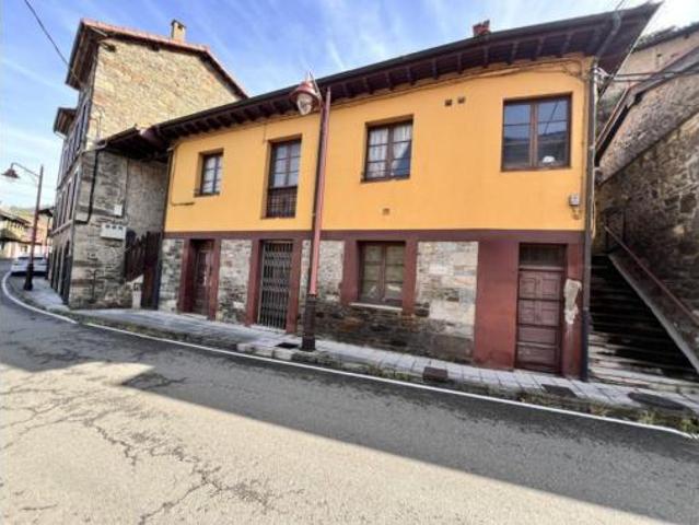 Casa Venta Quirós, Bárzana de Quirós