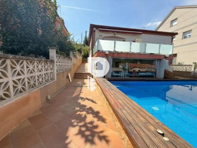 Casa Venta Rubí, Can Fatjó Can Ximelis Can Serrafosà Sant Jordi Park