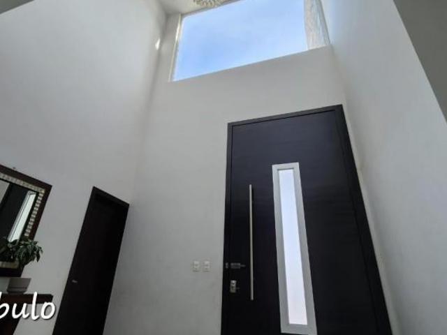 Casa venta recamara en planta baja San Patricio Plus Al Norte Saltillo