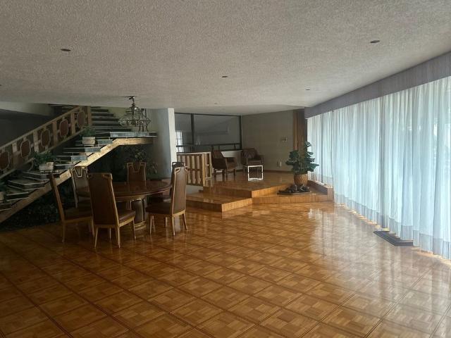 CASA VENTA /RENTA BOSQUES DE LAS LOMAS 1 PISO