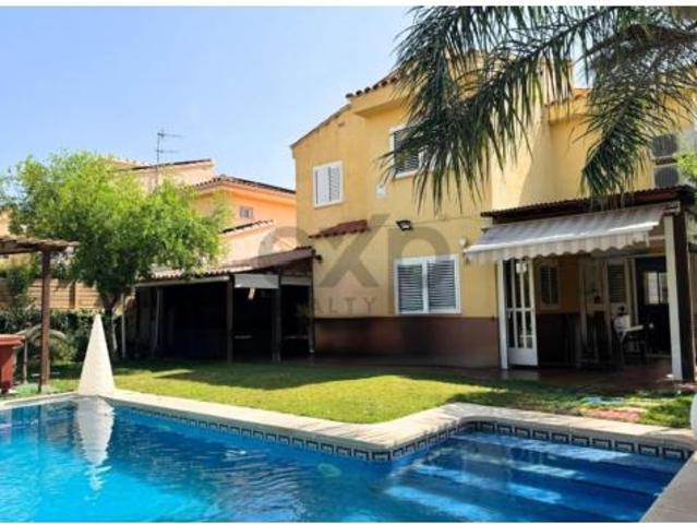 Casa Venta Riba roja de Túria, Granja Escuela Hermanas Chavas