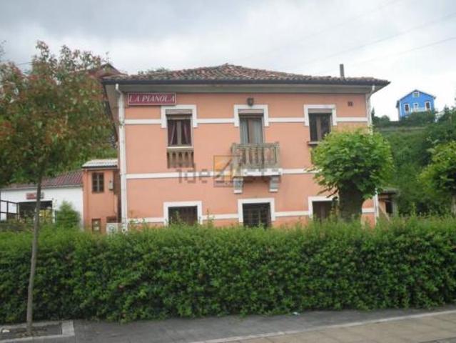 Casa Venta Ribera de Arriba, Carrera de Abajo