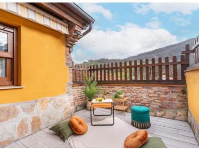 Casa Venta San Martín del Rey Aurelio, Aparadas