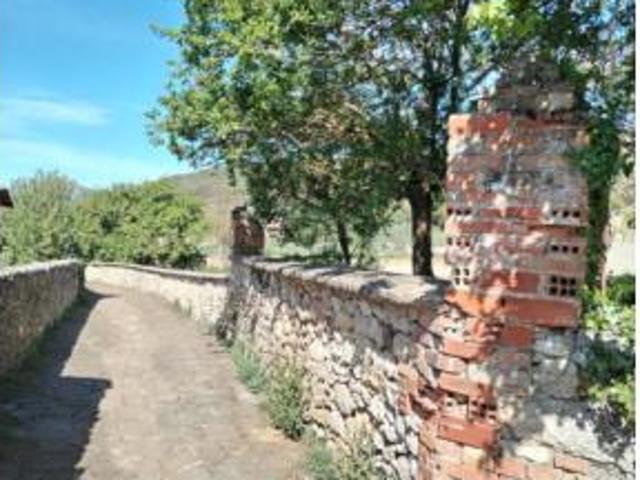 Casa Venta Santibáñez de La Peña, Aviñante de La Peña