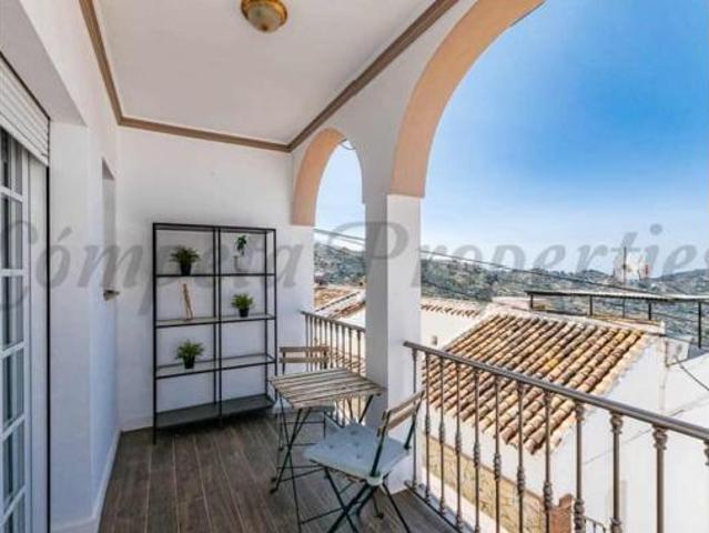 Casa Venta Sayalonga, Corumbela