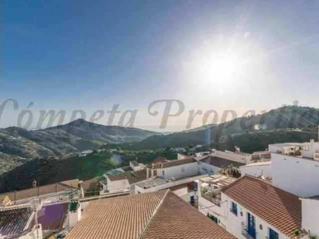 Casa Venta Sayalonga, Corumbela