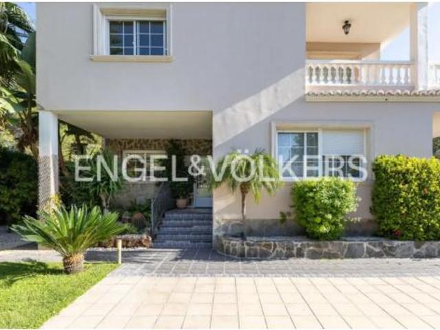 Casa Venta Serra, Serra