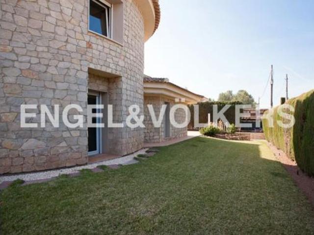 Casa Venta Serra, Serra