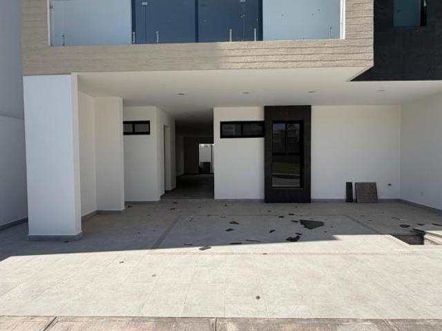 4 RECÁMARAS 1 en P.B. Venta Sierra Nogal 2 León Guanajuato