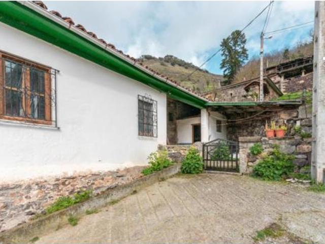 Casa Venta Somiedo, Bustariega
