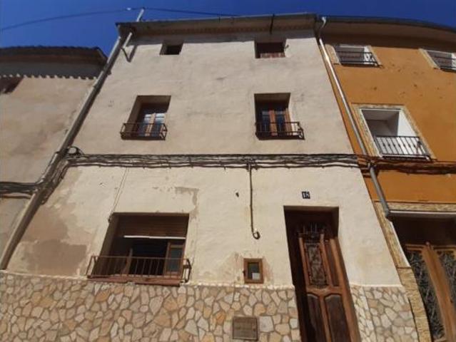 Casa Venta Teresa de Cofrentes, Teresa de Cofrentes