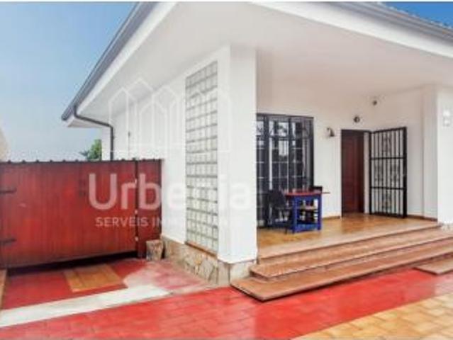 Casa Venta Tordera, Urbanitzacions Niàgara Parc Àgora Parc Roca Rossa