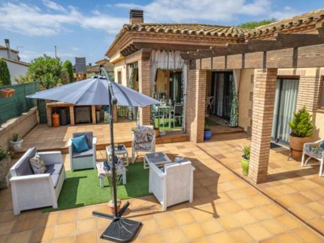 Casa Venta Torroella de Fluvià, Vilacolum