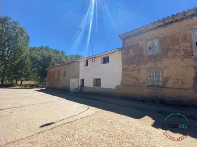 Casa Venta Vallecillo, Vallecillo