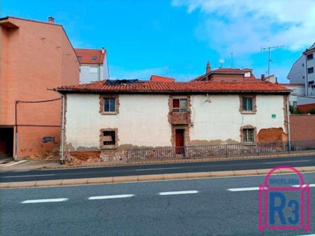 Casa Venta Valverde de la Virgen, La Virgen del Camino
