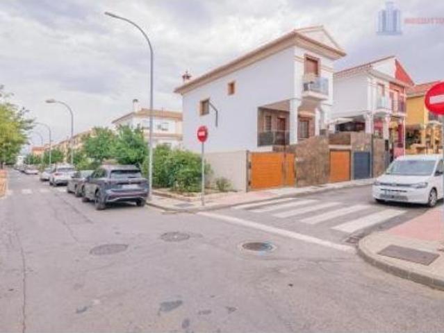Casa Venta Vegas del Genil, Ambroz