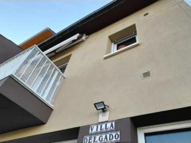 Casa Venta Vic, Estadi Horta Vermella Santa Anna