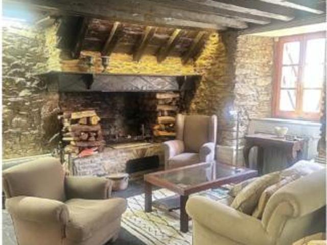Casa Venta Vielha e Mijaran, Escunhau