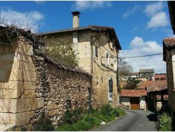 Casa Venta Villarcayo de Merindad de Castilla La Vieja, Salazar