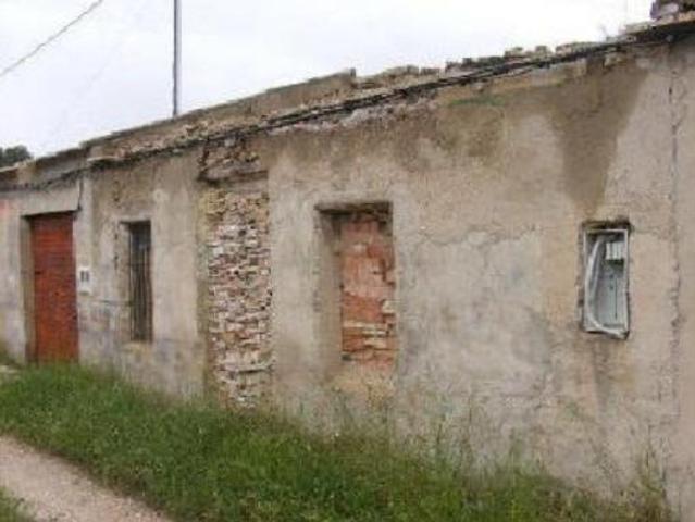 Casa Venta Villena, La Encina