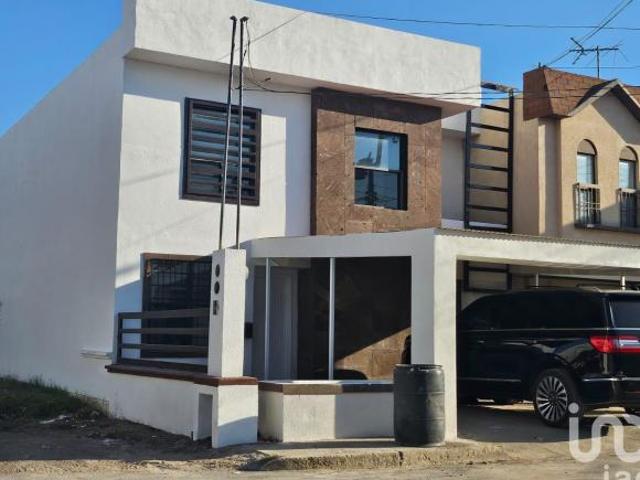 CASA VENTA ZONA CAMPESTRE FRACC PRIVADO JARDINES