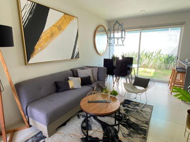 Casa Venta Zona Valle Imperial coto con seguridad y amenidades
