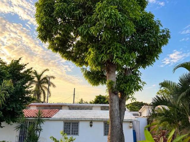 CASA VENTA 1 PISO Y LOTE EXCEDENTE IXTAPA PUERTO VALLARTA