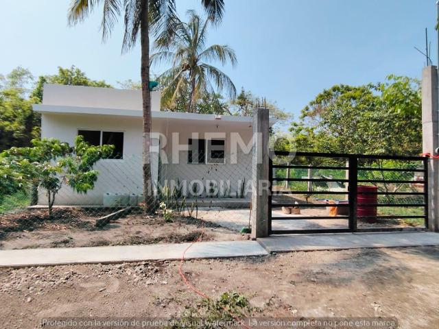 Casa Venta 2 rec. en Monte Grande, Tuxpan, Ver
