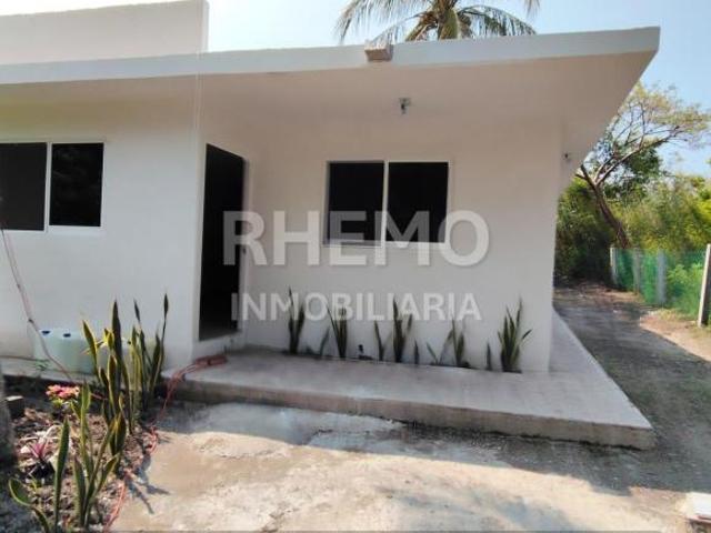 Casa Venta 2 rec. en Monte Grande, Tuxpan, Ver
